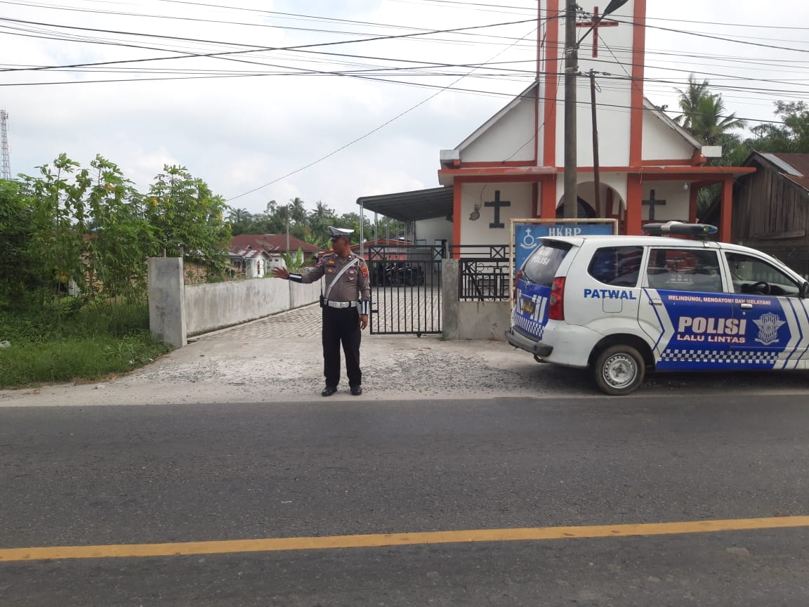 Sat Lantas Polres Batu Bara Gelar Patroli dan Pengamanan Ibadah Minggu