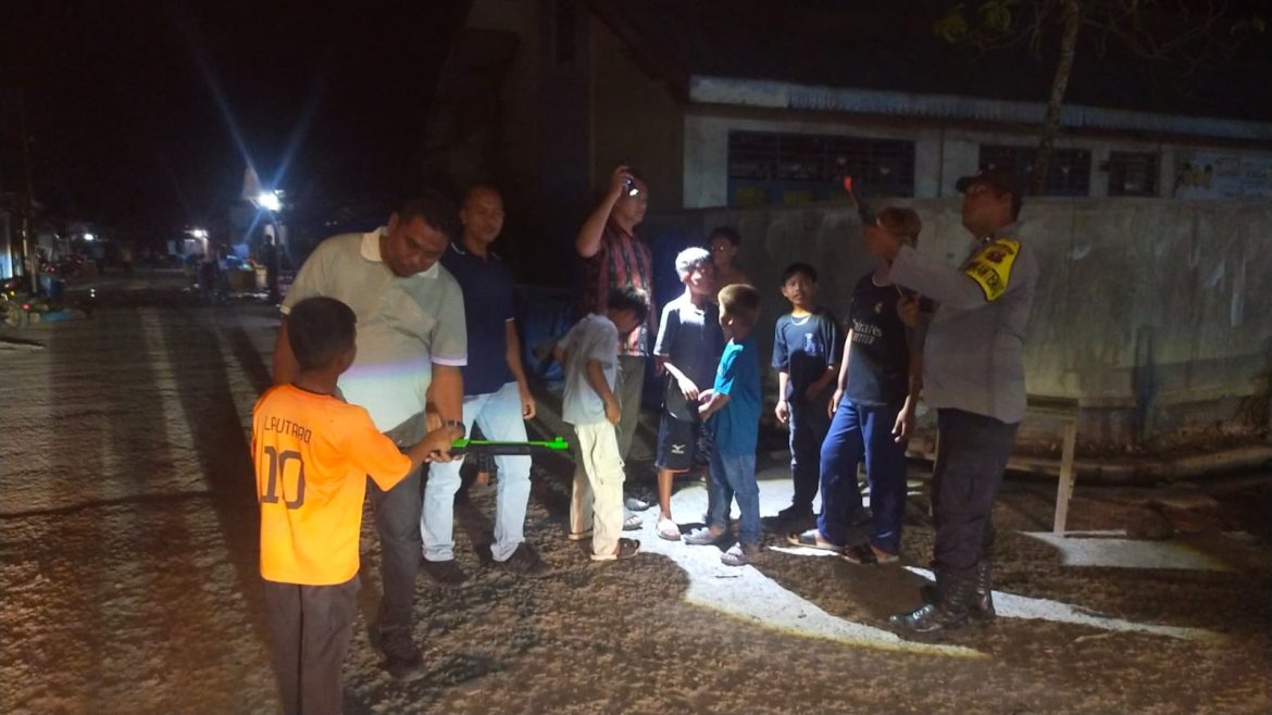 Antisipasi Kejahatan, Plt. Kapolsek Medang Deras Iptu Ahmad Fahmi, S.H Pimpin Patroli Mobile