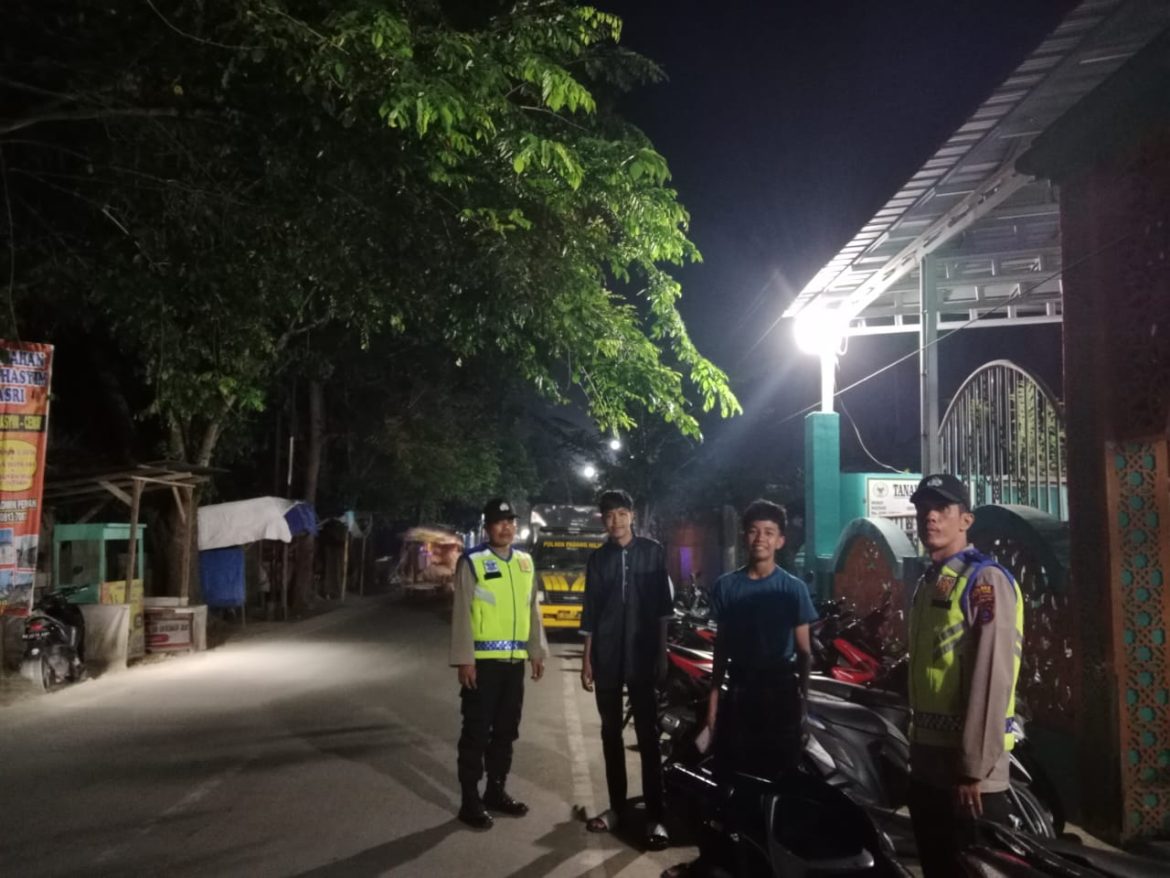 Polsek Padang Hilir Patroli Blue Light di Lokasi Rawan Kejahatan Jalanan