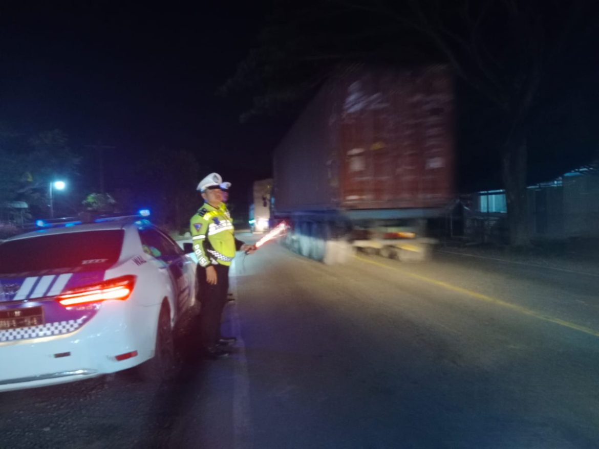 Patroli Blue Light Sat Lantas Polres Batu Bara Susuri Jalanan