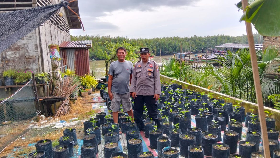 Dukung Astacita, Kanit Binmas Polsek Medang Deras Sambang Masyarakat