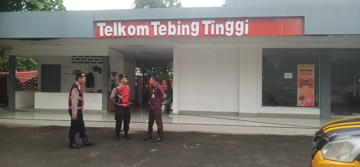 Patroli Objek Vital, Sat Samapta Polres Tebing Tinggi Dialog dengan Masyarakat