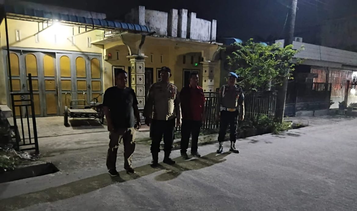 Personil Polsek Medang Deras Patroli Mobile Disejumlah Lokasi