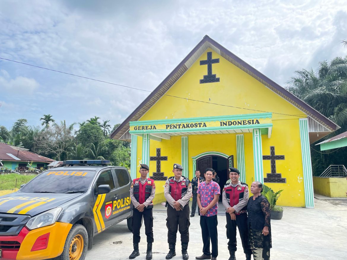Polres Batu Bara Patroli Mobile Pastikan Pelaksanaan Ibadah Jumat Agung Peringati Wafatnya Isa Al-Masih Berjalan Kondusif