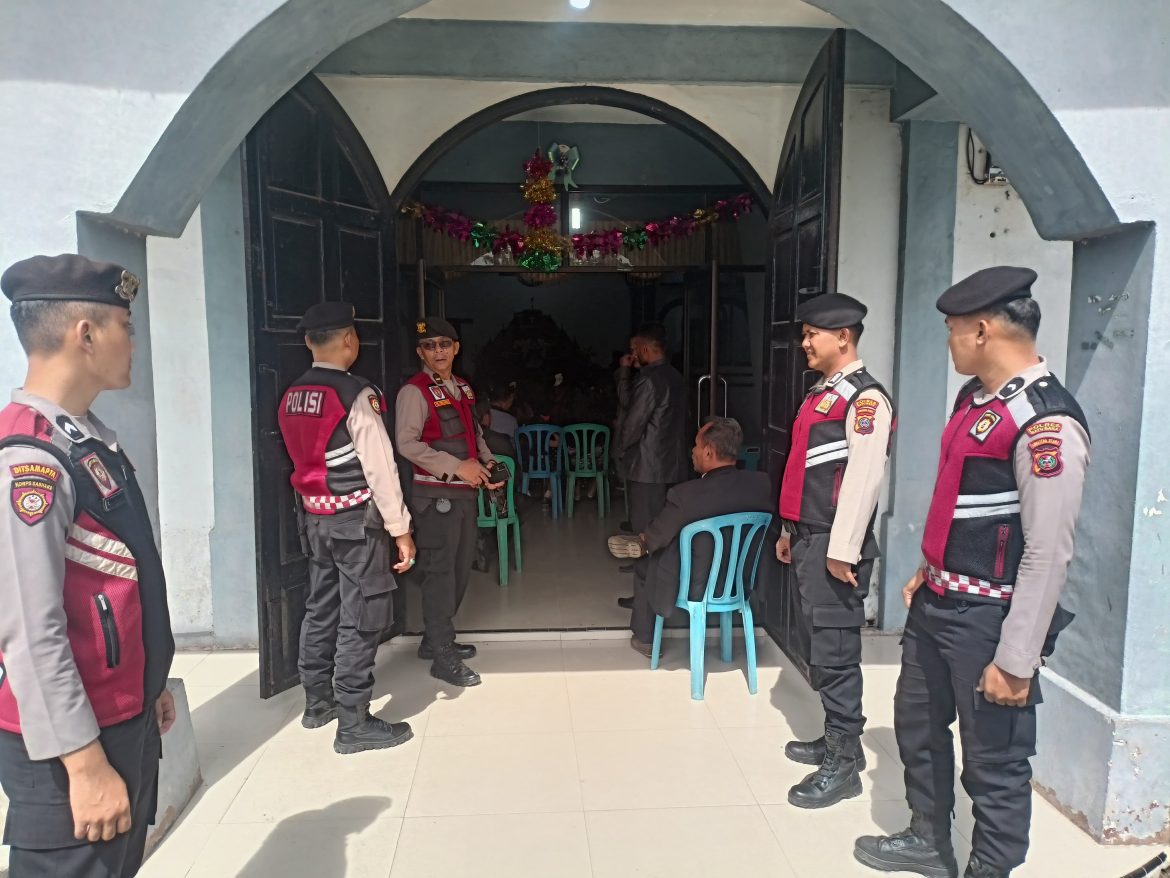 Patroli Mobile Sat Samapta Polres Batu Bara Pastikan Kenyamanan di Gereja