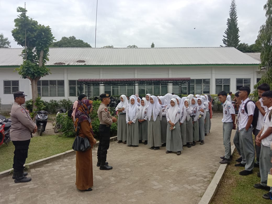 Pasca Ujian, Polsek Sipispis Himbau Siswa Kelas XII SMA Negeri 1 Jaga Ketertiban