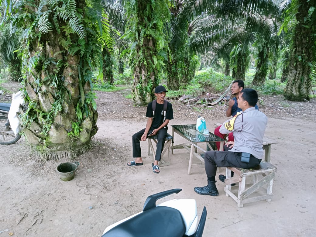 Bhabinkamtibmas Polsek Tebing Tinggi Sampaikan Pesan Kamtibmas kepada Warga