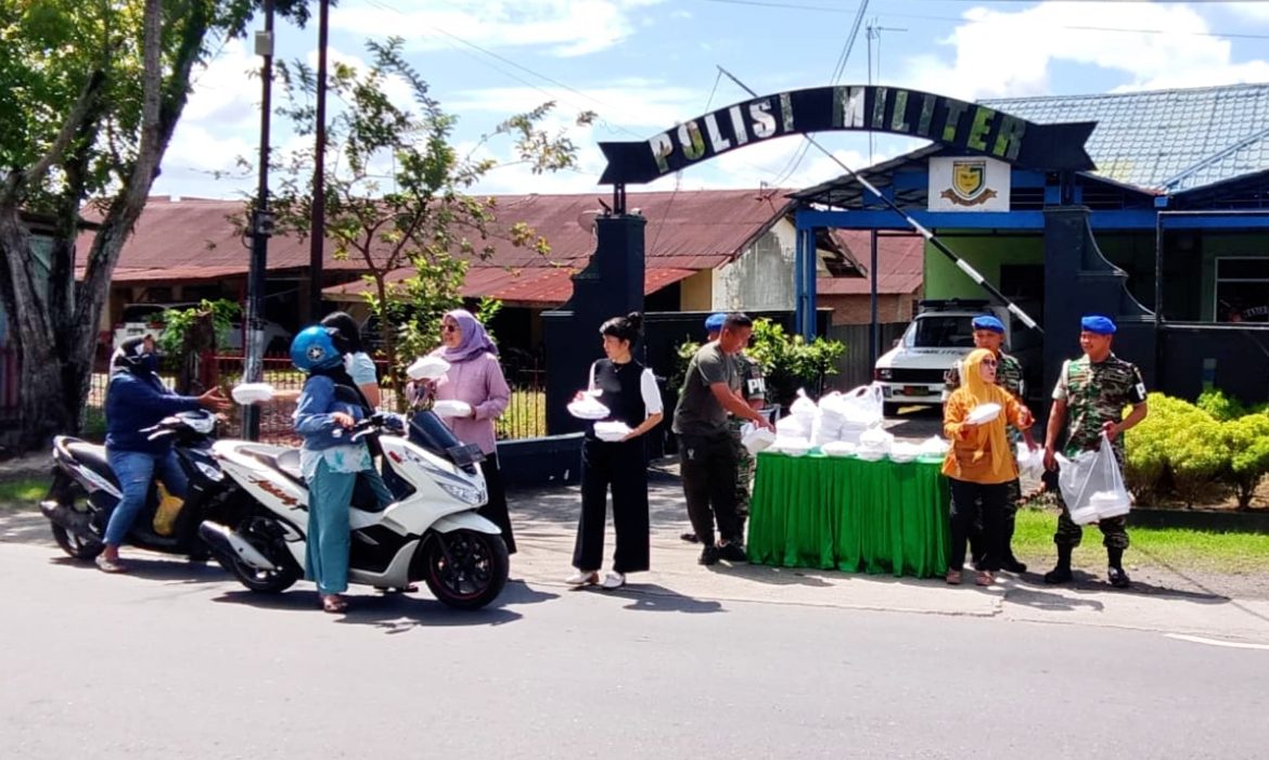 Subdenpom Pangkalan Brandan Gelar Jumat Berkah, Ulurkan Bantuan ke Warga Langkat