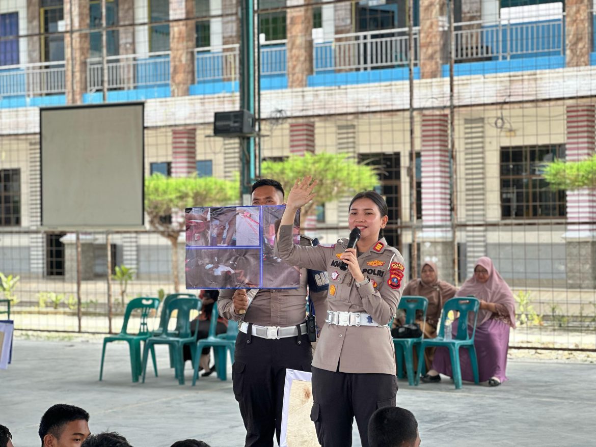 Police Goes to School Kasat Lantas Polres Batu Bara Sosialisasi Tertib Berlalulintas