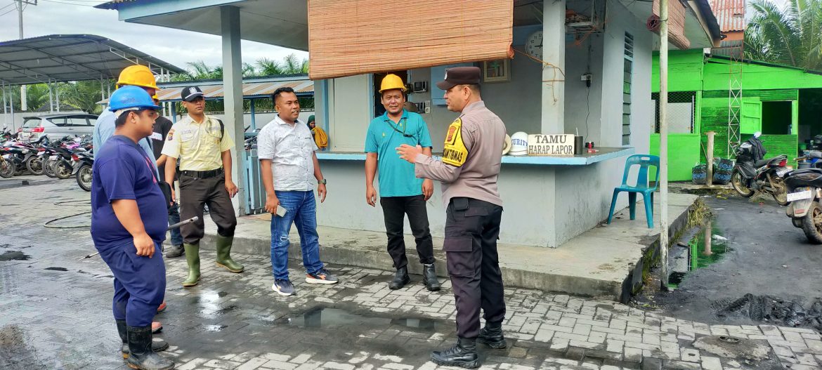 Bhabinkamtibmas Silinda Aktif Jaga Harkamtibmas di Momen Mayday Hari Buruh