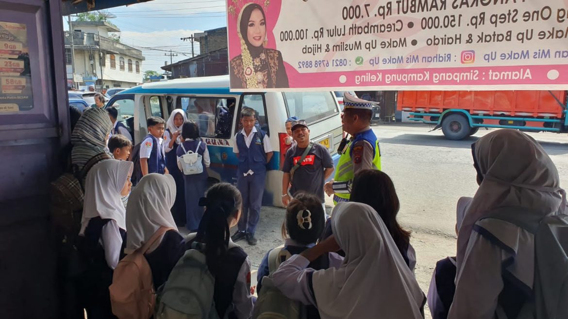Satlantas Polres Tebing Tinggi Edukasi Pelajar dan Masyarakat Tertib Berlalulintas