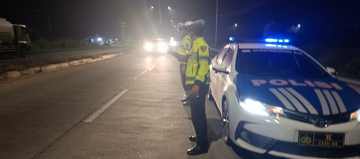 Sat Lantas Polres Batu Bara Patroli Pastikan Rus Lalulintas Malam Hari