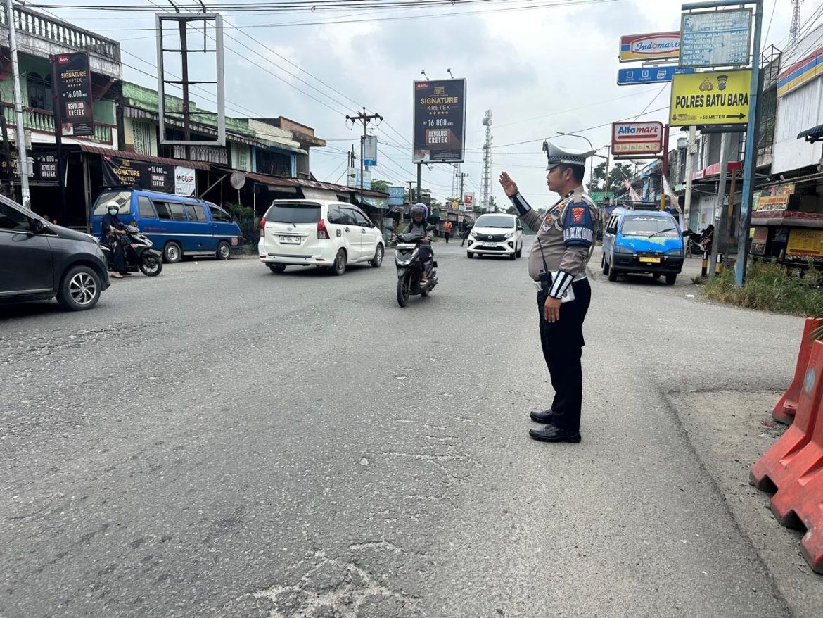 Gatur Lalin Disejumlah Lokasi, Sat Lantas Polres Batu Bara Pastikan Arus Lalulintas Lancar