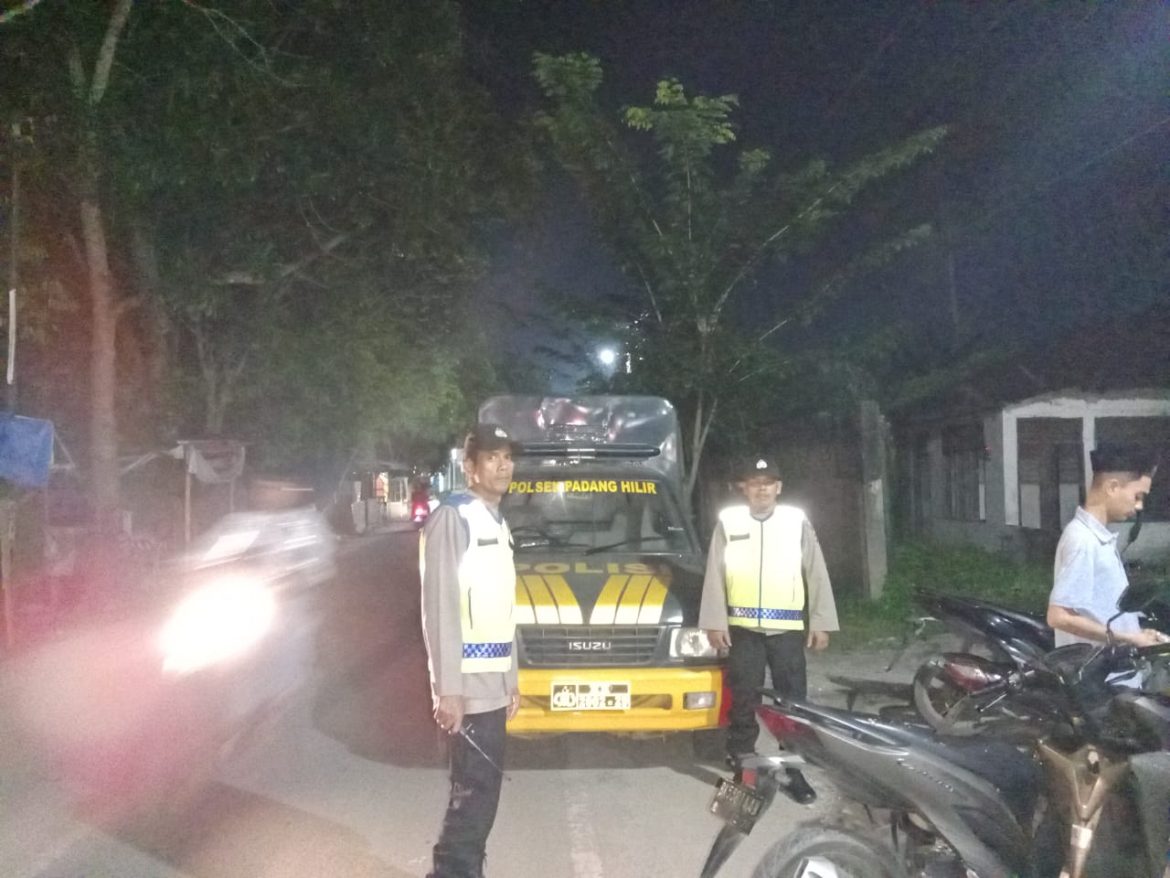 Cegah Kriminalitas Dimalam Hari, Polsek Padang Hilir Patroli Blue Light
