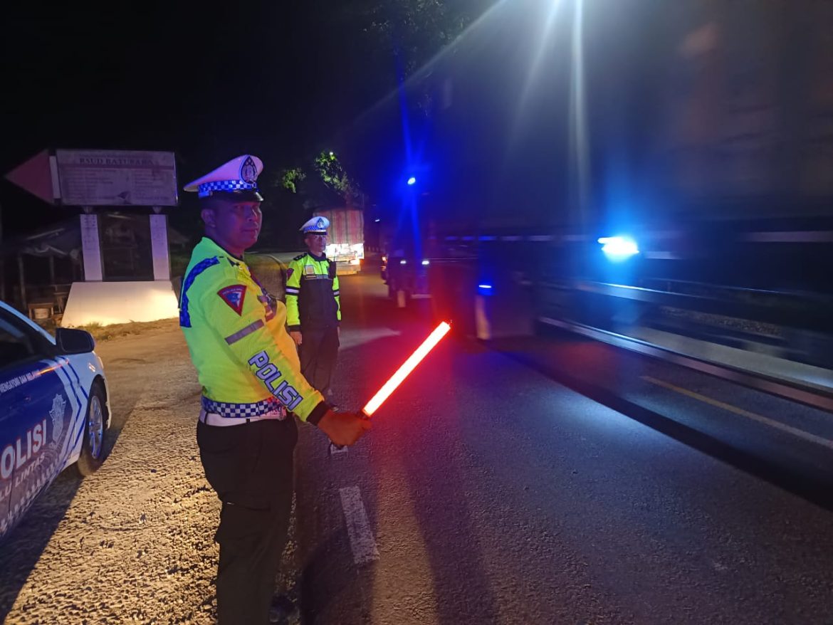 Sat Lantas Polres Batu Bara Gelar Patroli Blue Light