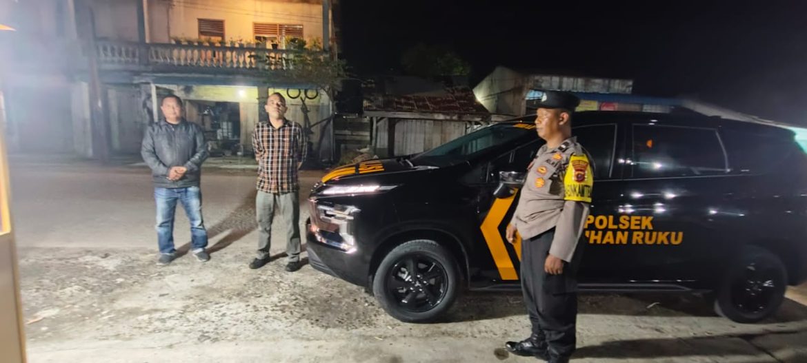 Polsek Labuhan Ruku Patroli Mobile Cegah Aksi Geng Motor