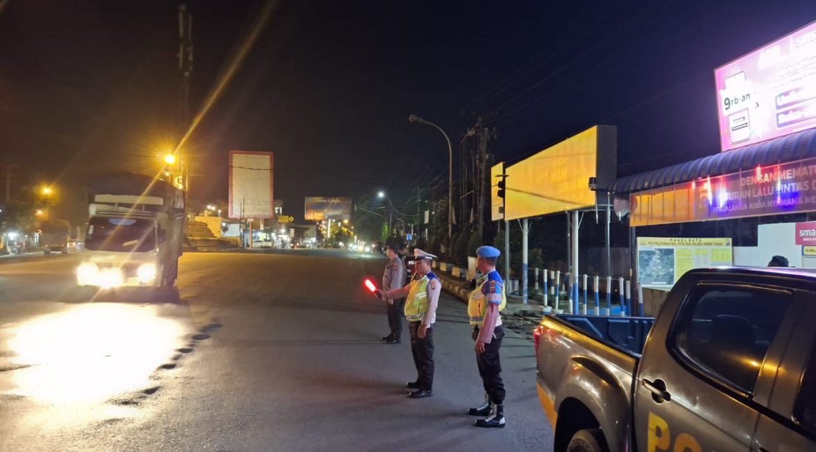 Polres Tebing Tinggi Patroli Blue Light, Antisipasi Kejahatan Jalanan dan Jaga Kamtibmas