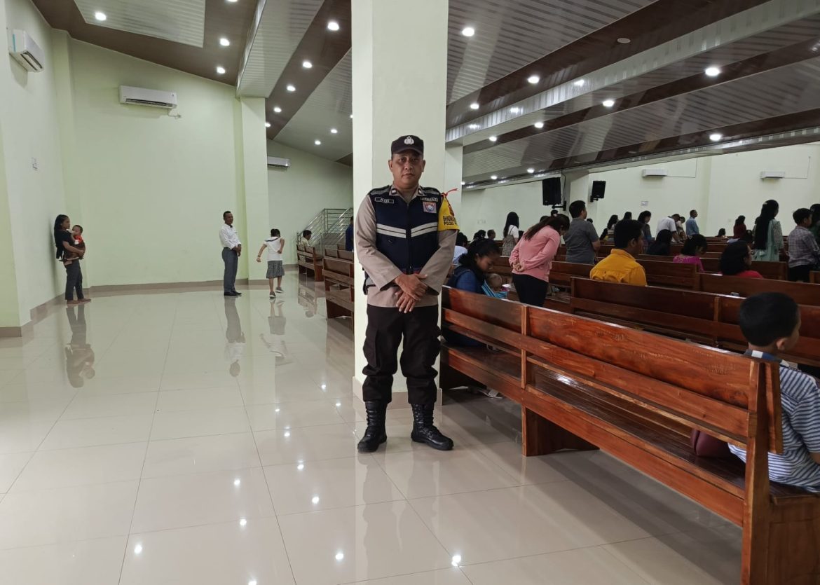 Polsek Padang Hulu Patroli Pengamanan di Sejumlah Gereja