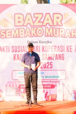 Peringati Hari Koperasi Nasional ke-78, Pemerintah Kabupaten Sampang Gelar Senam dan Bazar Sembako Murah