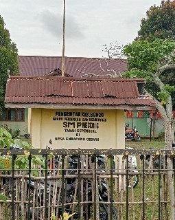 Swakelola Revitalisasi SMP Negeri 6 Taspelin Diduga Pelaksanaanya Tidak Transparan